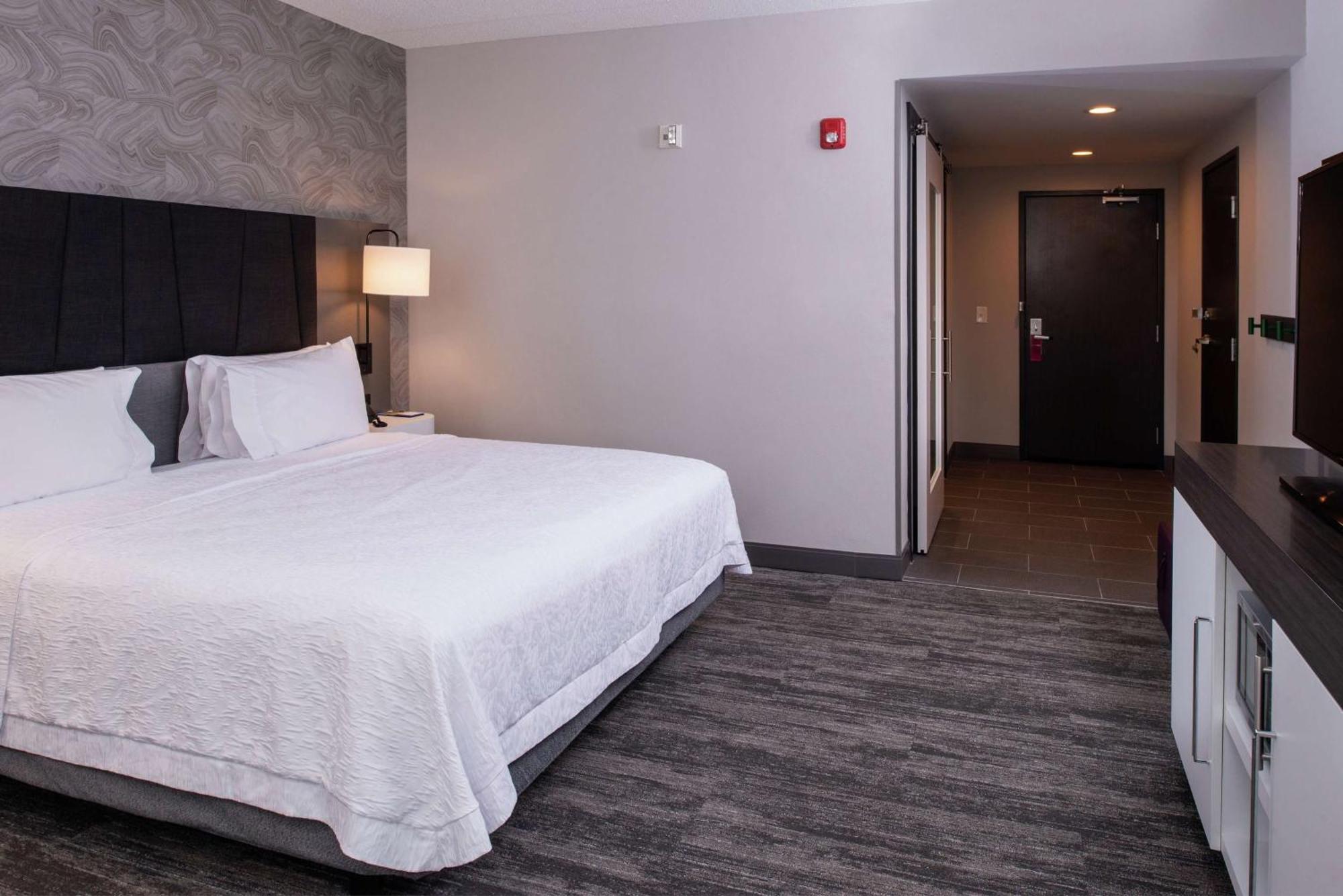 Hampton Inn & Suites Winston-Salem Downtown Exteriér fotografie