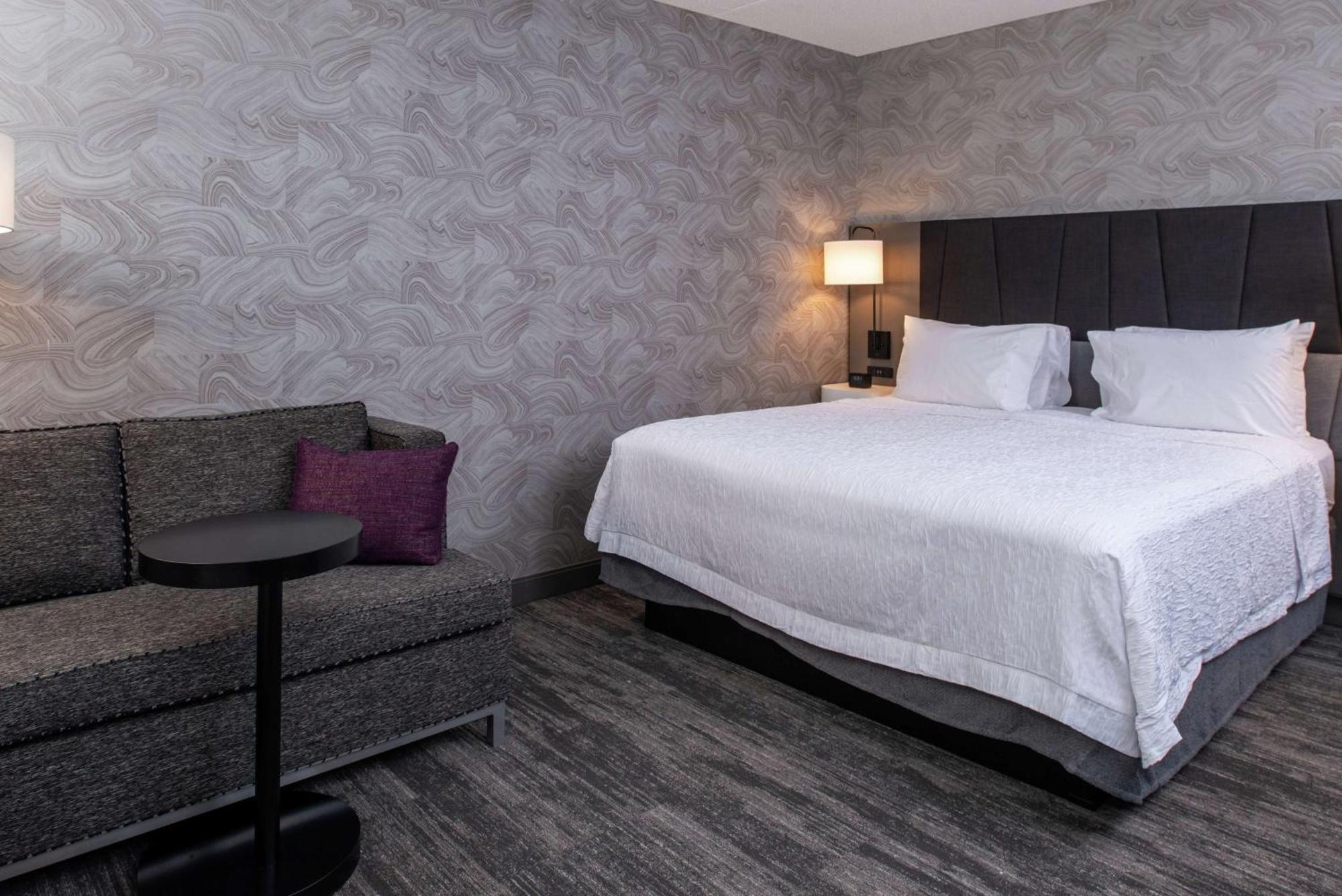 Hampton Inn & Suites Winston-Salem Downtown Exteriér fotografie