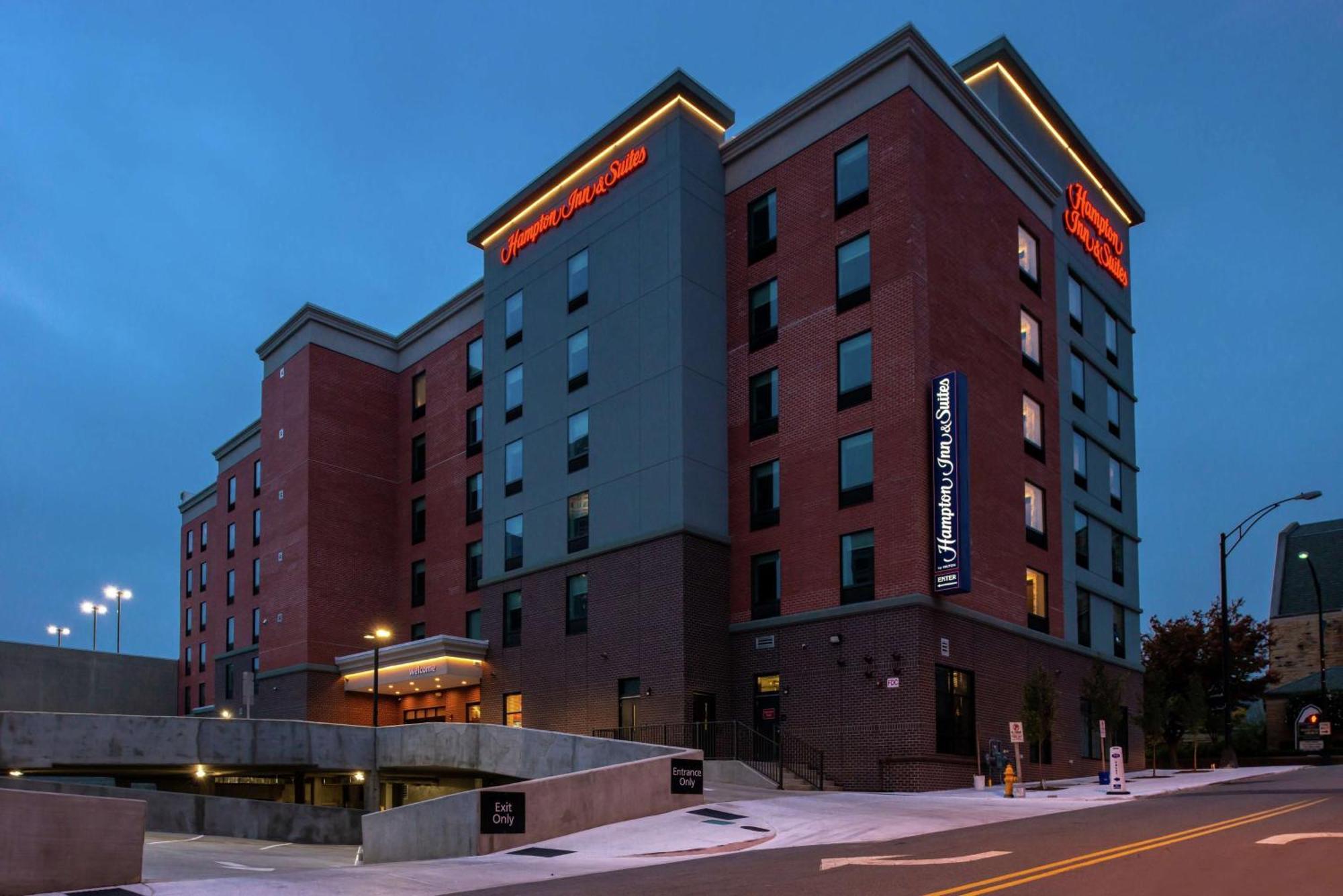Hampton Inn & Suites Winston-Salem Downtown Exteriér fotografie
